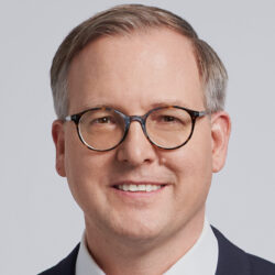 Dr. Thomas Leister